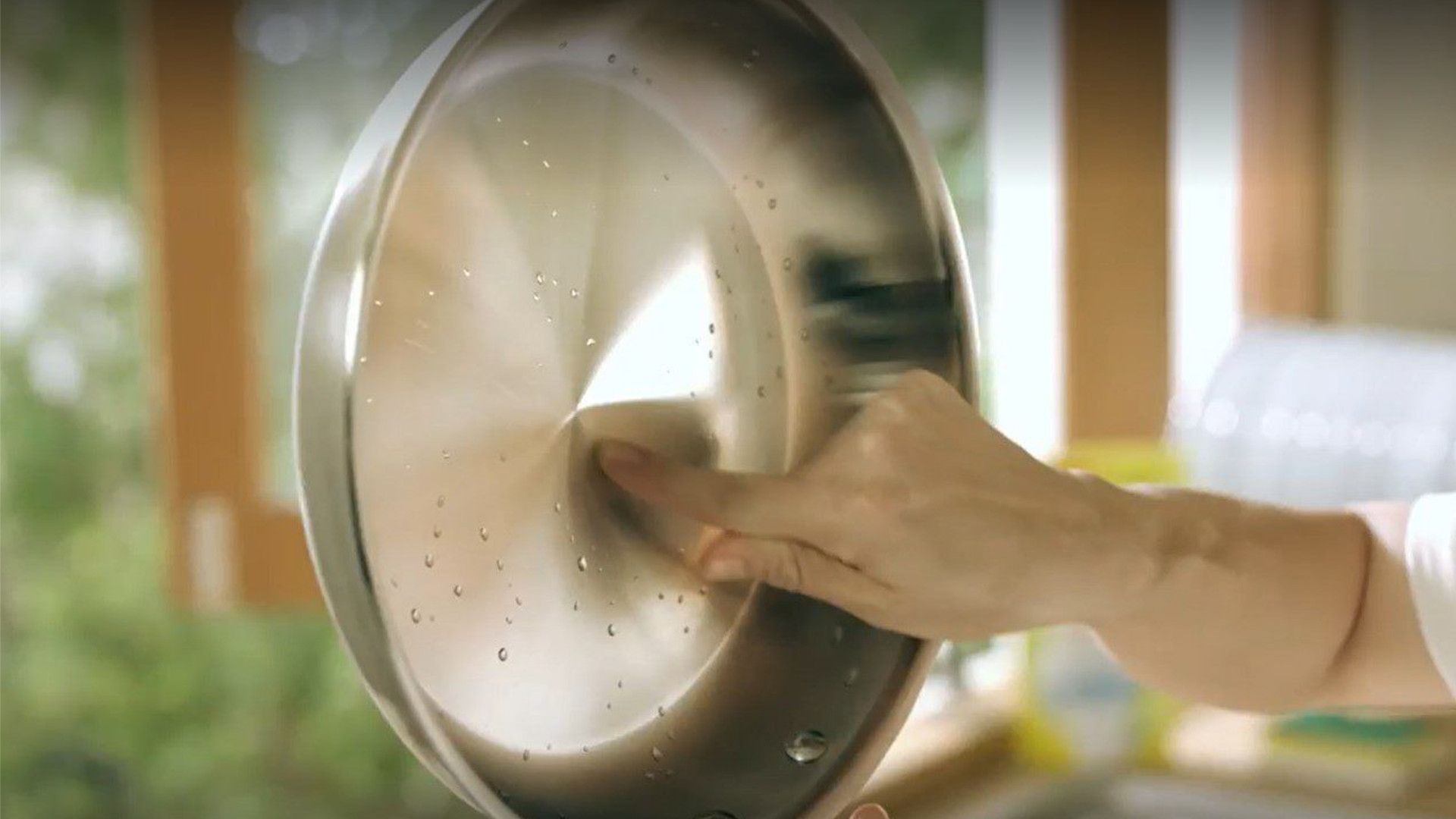 Image of sparkling clean frying pan